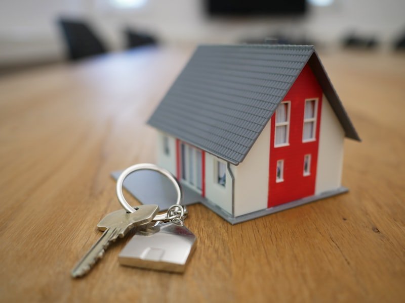 Real Estate UX: Converting Browsers into Buyers